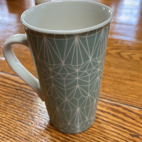Starbucks Grande (16oz.) size ceramic mug in Geometric print w/me… - Picture 3 of 5